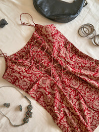 Meera Sleeveless Coset Kurti